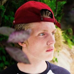 Meet your Posher, Zachary